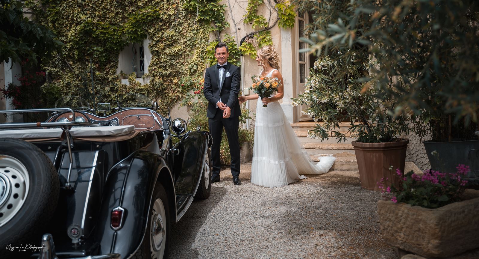 Immortalisez votre amour à Aix-en-Provence avec Nassim, le photographe de mariage passionné 92
