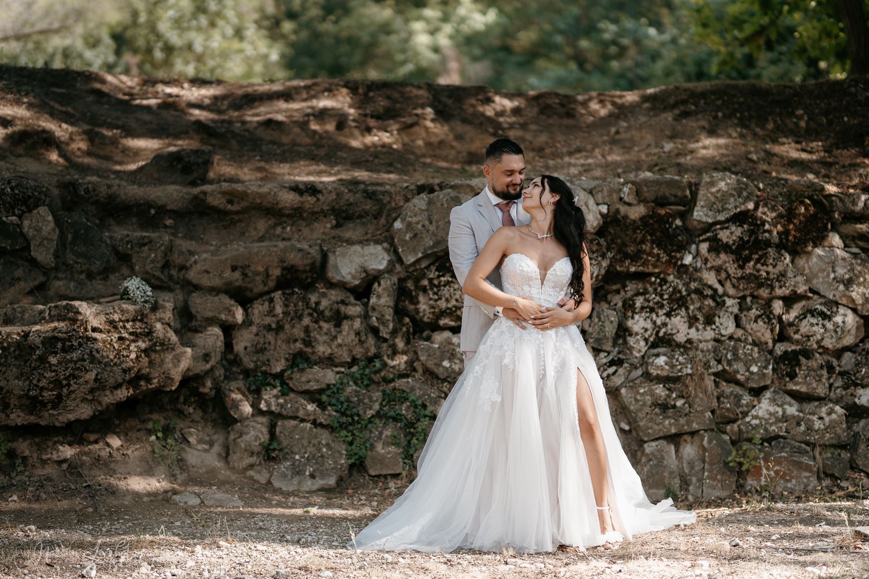 Wedding Photographer Aix en Provence: Capturing Love's Embrace 22