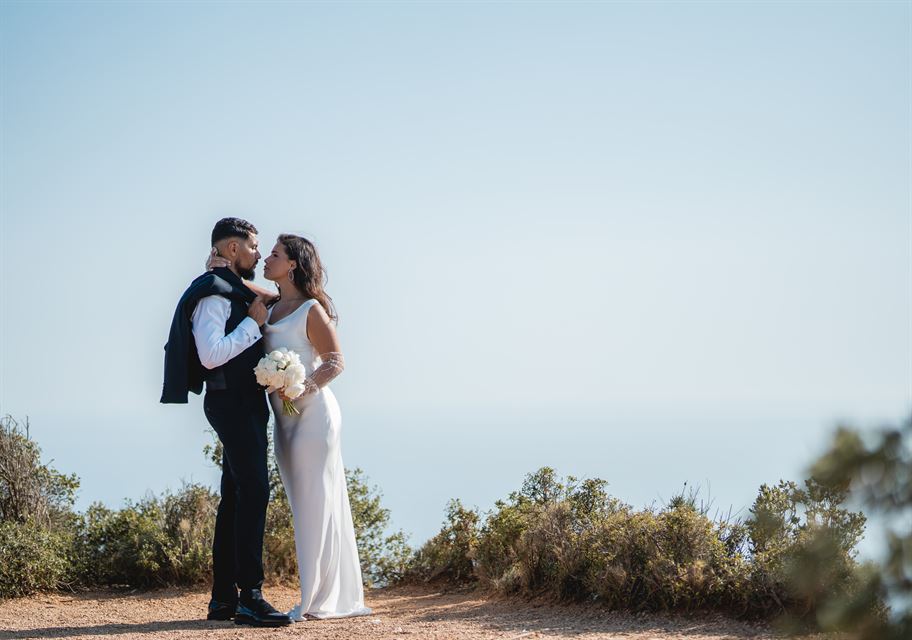 Votre Photographe de Mariage à Marseille et Aix-en-Provence : L’Art d’Immortaliser l'Émotion sans Compromis 5 Votre Photographe de Mariage à Marseille et Aix-en-Provence : L’Art d’Immortaliser l'Émotion sans Compromis 4