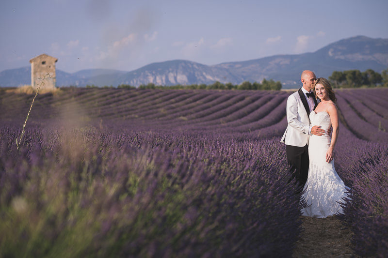 Immortalisez votre amour à Aix-en-Provence avec Nassim, le photographe de mariage passionné 68